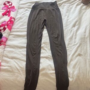 Alphalete brown leggings